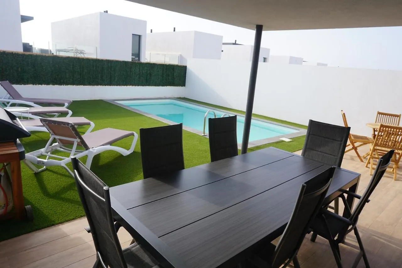 Casa Soleada Villa La Oliva Spain